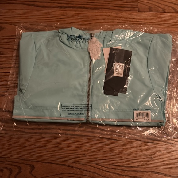 RAIN COAT - Picture 2 of 2